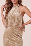 Robe de cérémonie Maxi à étui champagne à col montant en velours à volants