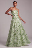 Robe de soirée longue verte ligne A avec bustier, paillettes et dentelle au dos