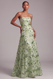 Robe de soirée longue verte ligne A avec bustier, paillettes et dentelle au dos