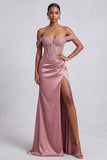 Robe de soirée longue rose poudré fourreau en satin à épaules dénudées avec corset, perles et paillettes