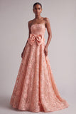Robe de bal florale broderie sans bretelles Sequins Ligne A avec un nœud de bal en satin