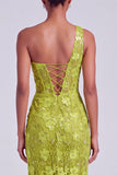 Robe de soirée longue en tulle verte à une épaule avec paillettes, broderie, fente et fronces