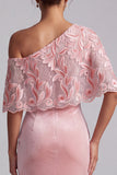 Robe de mère de la mariée en velut Maxi à fourreau rose à une épaule avec broderies