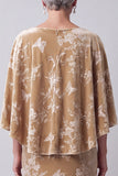Robe mère de la mariée longue champagne fourreau en velours avec cape et motifs floraux