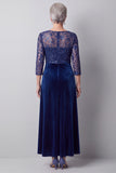 Robe mère de la mariée longue bleu foncé ligne A en velours à col rond avec broderie