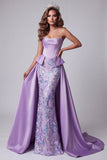 Robe de concours longue lavande sirène en satin sans bretelles avec corset, perles et broderie florale