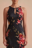Robe invitée mariage longue noire fourreau en mousseline sans manches avec motifs floraux