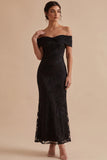 Robe de cérémonie noire jusqu'aux chevilles fourreau à épaules dénudées avec broderie