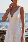 Robe de mariée Maxi blanche à col en V à col en V en satin Appliques