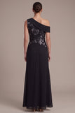 Robe formelle longue asymétrique à une épaule plissée et asymétrique avec des appliques