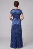 Robe de la mère de la mariée à étui bleu royal à col en V en satin à paillettes