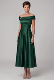 Robe de la mère de la mariée en satin vert foncé en A décollé sur les épaules, avec des strass