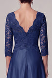 Marine A-Line à col en V à manches 3/4, longue robe de mère de la mariée en satin avec dentelle