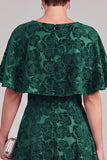 Robe midi midi à col rond vert foncé avec cape