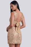 Robe cocktail courte courte à col carré dorée bodycon