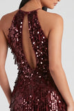 Robe cocktail courte à paillettes bordeaux bodycon avec des franges