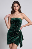 Robe de cocktail courte courte en velous à motif vert foncé à motif bretelé