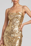 Robe de soirée longue dorée à paillettes avec fente latérale