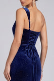 Robe de soirée bleu marine en velours à paillettes