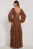 Robe de demoiselle d’honneur Espresso A-Line à col en V à manches bouffantes Maxi à volants