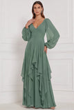 Robe de demoiselle d’honneur Espresso A-Line à col en V à manches bouffantes Maxi à volants
