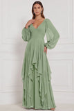 Robe de demoiselle d’honneur Espresso A-Line à col en V à manches bouffantes Maxi à volants