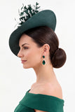 Chapeau fascinator en tissu Sinamay vert foncé avec plume