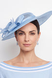Chapeau fascinator en nœud Sinamay en maille bleue avec plumes