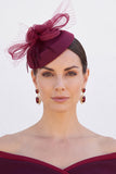 Foyer bourgogne en feutre Blockbox 3D crinoline rose fleur de rose Crinoline boucles Fascinator chapeau fascinateur avec plumes