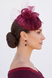 Foyer bourgogne en feutre Blockbox 3D crinoline rose fleur de rose Crinoline boucles Fascinator chapeau fascinateur avec plumes