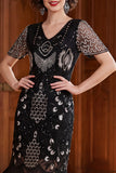 Robe des années 1920 à manches courtes abricot à col V avec paillettes et franges