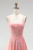Robe de soirée longue rose ligne A à appliqués floraux, corset transparent, perlée, en mousseline et avec fente