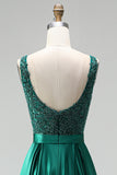 Robe de soirée longue vert foncé en satin, ligne A, à col en V, appliqués et perlée