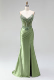 Corset vert sirène à col en V en strass, satin transparent plissé et perlée, longue robe de bal avec fente