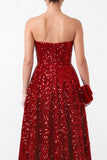 Rouge scintillante ligne A sans bretelles,à paillettes,à volants superposés, en satin robe de noël