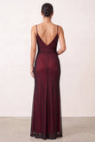 Robe de soirée longue noire et rouge, coupe fourreau, à fines bretelles et avec fente