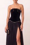 Robe de cérémonie longue noire en velours, ligne A, sans bretelles, plissée, en mousseline, avec perles et fente