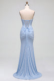 Robe de soirée longue bleue en satin, sirène, corset, avec perles, sans bretelles, froncée et fente latérale