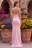 Robe de soirée longue rose en satin coupe sirène, corset, à encolure tour de cou, perlée, dos nu et fente