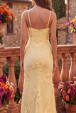 Robe de soirée longue à fines bretelles jaune, coupe sirène, à motifs floraux