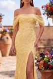 Robe de soirée coupe sirène jaune à épaules dénudées, avec paillettes et fente
