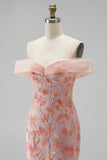 Robe de soirée rose avec appliqués, coupe sirène, à épaules dénudées, paillettes et perles, longue