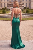 Robe de soirée longue de promo en satin vert foncé, avec perles