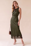 Robe de mariage midi en satin à col rond noire avec dentelle