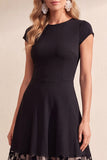 Robe de mariage midi en tulle noir à col rond