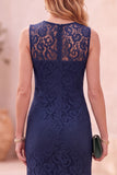 Robe midi de mariage midi à col rond et volants bleu foncé avec dentelle
