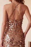Robe de cocktail midi café à paillettes, coupe fourreau, à encolure tour de cou et avec poches