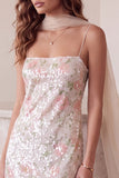 Robe de cocktail midi ivoire coupe fourreau, à paillettes, col carré, fines bretelles et détails floraux