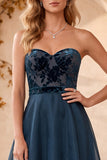 Robe de cérémonie longue en organza et velours, sans bretelles, ligne A