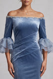 Robe de cérémonie longue coupe sirène bleu poussiéreux, à épaules dénudées, en velours, avec fronces et strass